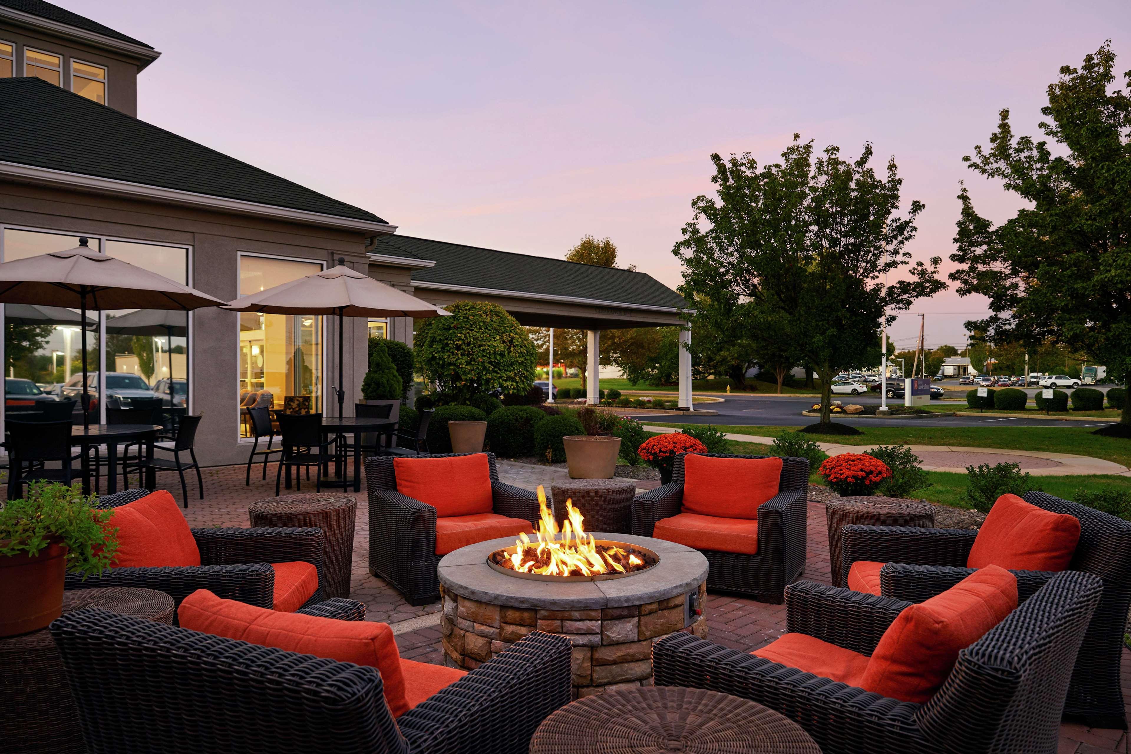 Breinigsville Hilton Garden Inn Allentown West מראה חיצוני תמונה