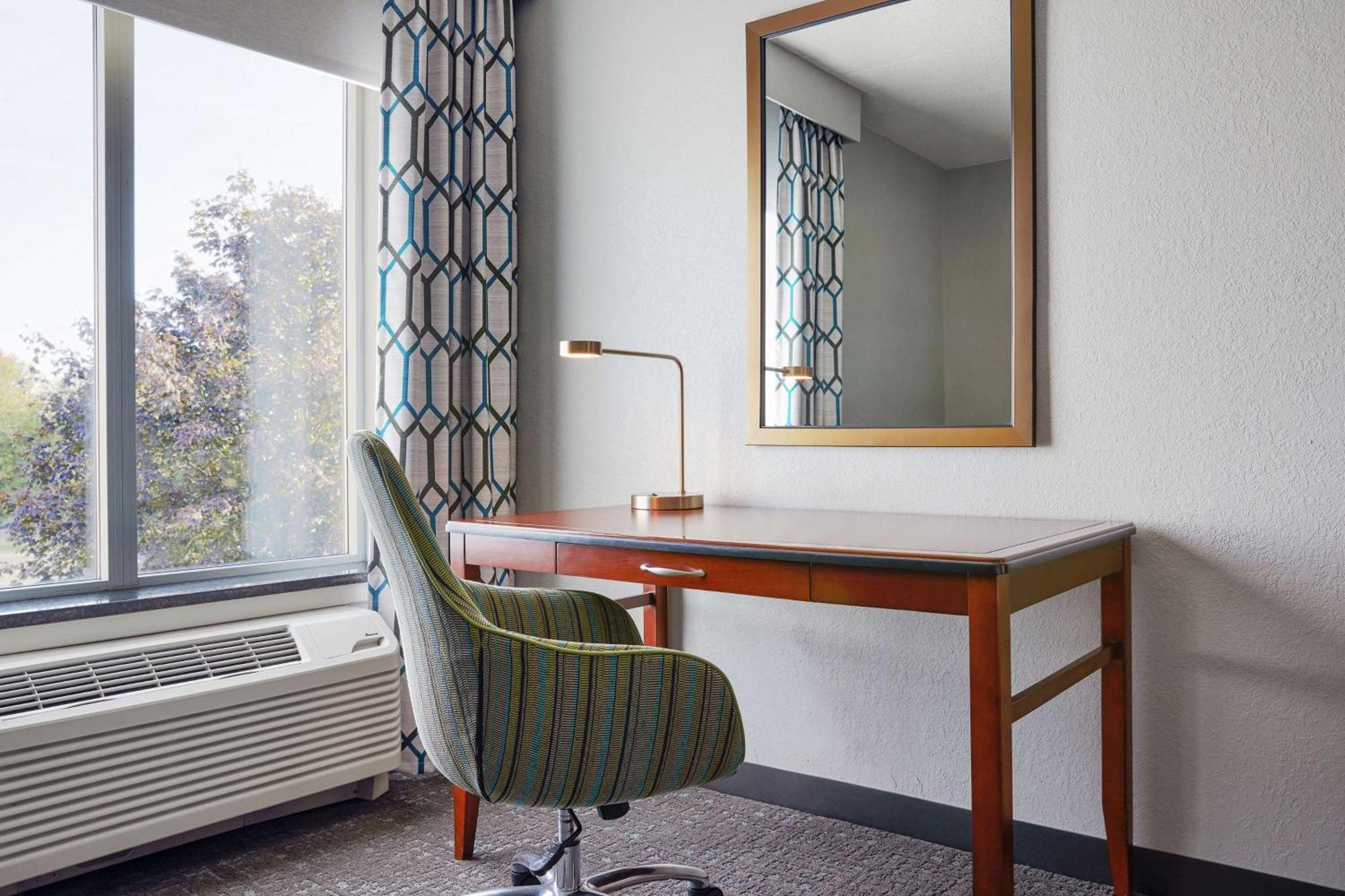 Breinigsville Hilton Garden Inn Allentown West מראה חיצוני תמונה