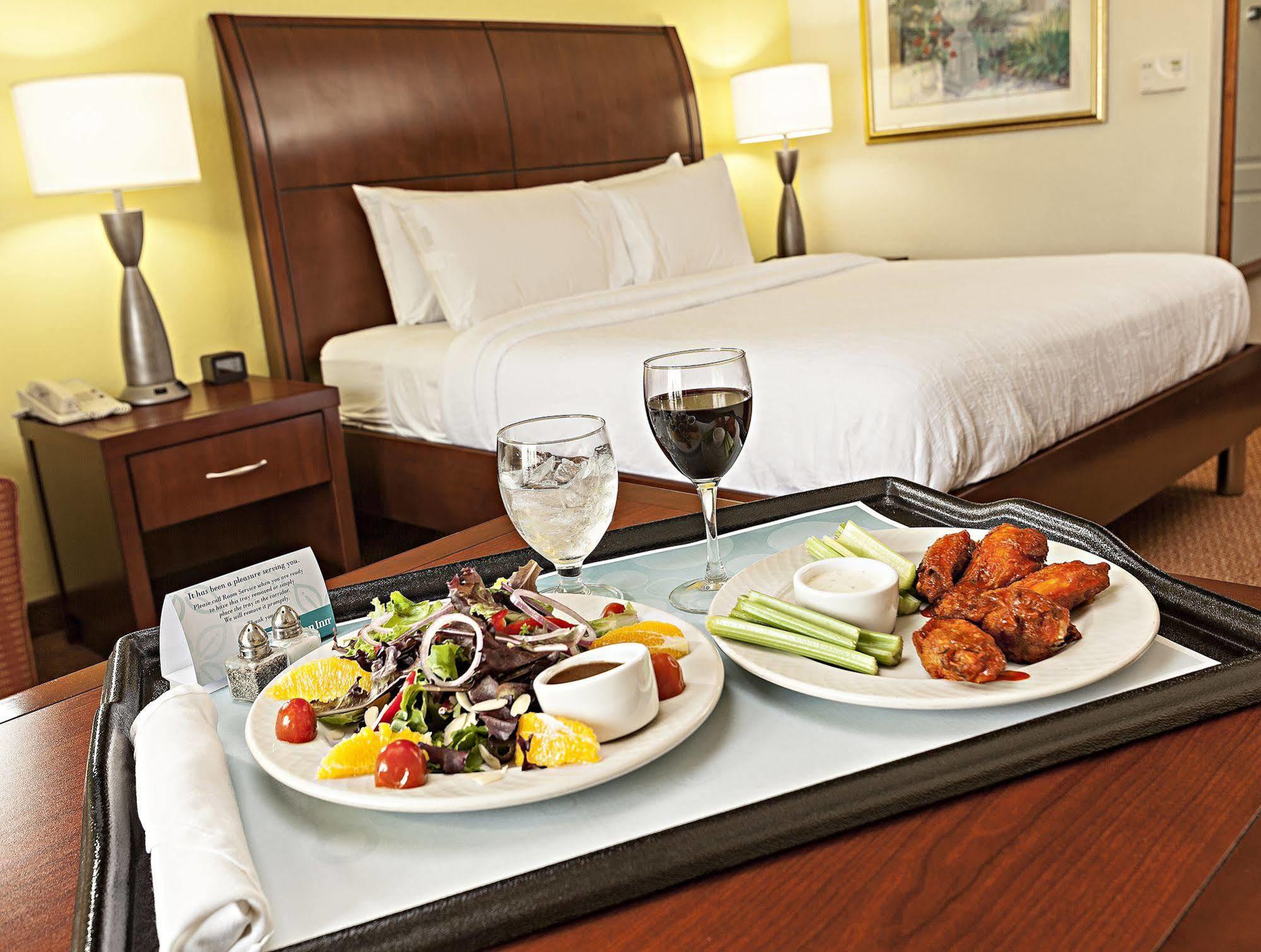 Breinigsville Hilton Garden Inn Allentown West מראה חיצוני תמונה