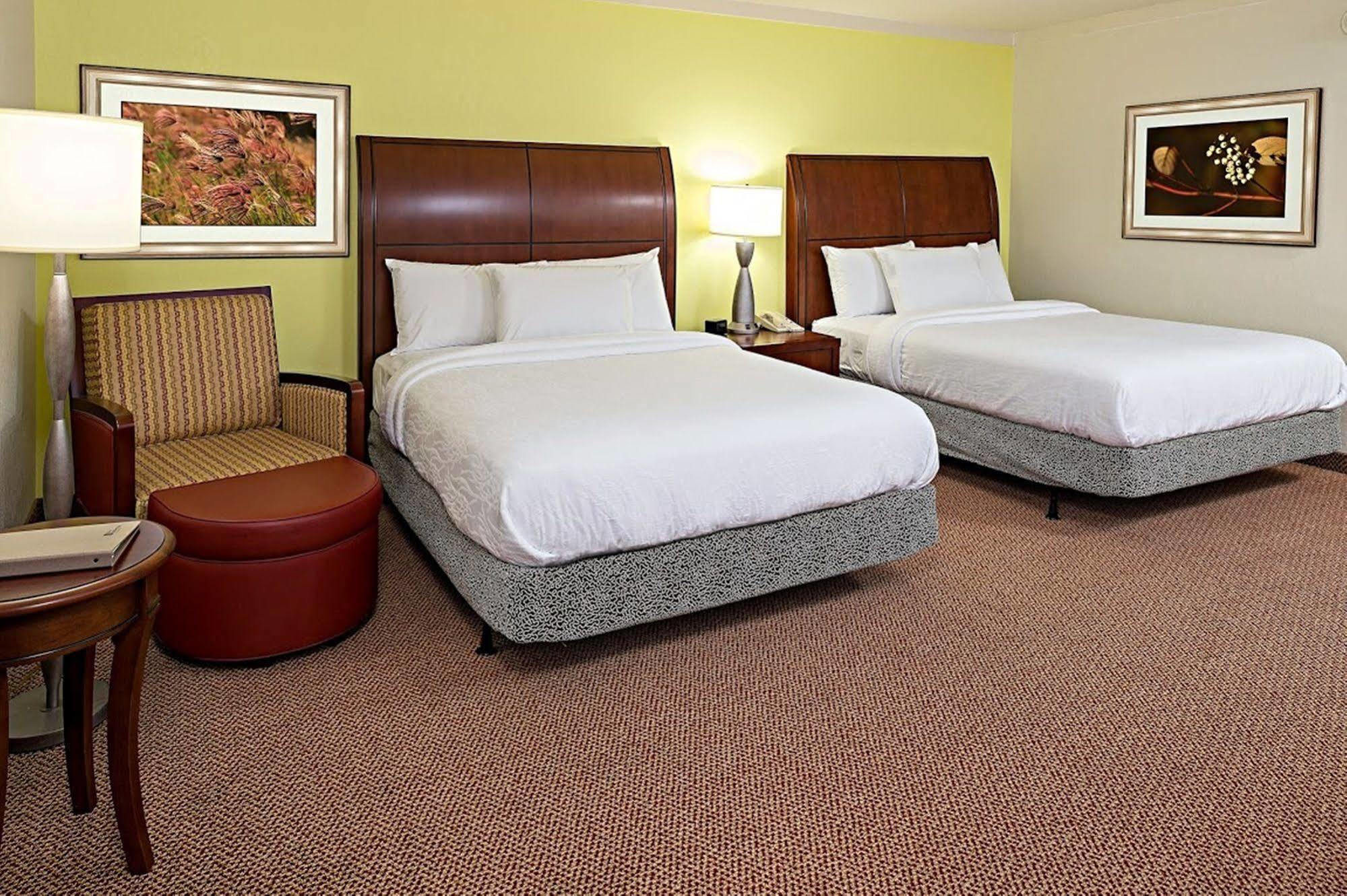 Breinigsville Hilton Garden Inn Allentown West מראה חיצוני תמונה